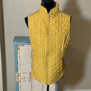 NWT Van Heusen Mustard Quilted Vest with White Polka Dots. Size Small